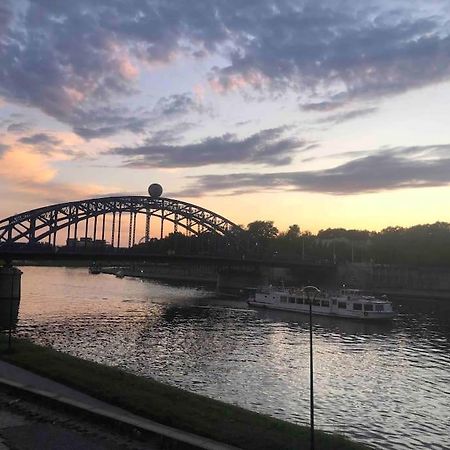Appartement Zachod Slonca Nad Wisla à Cracovie Extérieur photo